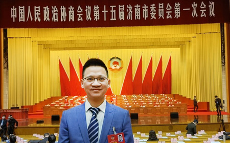 市政協(xié)委員古欣：建設(shè)政府自持高標(biāo)準(zhǔn)輕生產(chǎn)廠房，讓企業(yè)安“家”市區(qū)